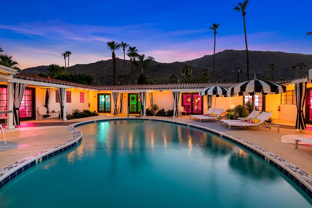 Spirit of Sofia: Your #1 Modernism Week Boutique Hotel In Palm Springs