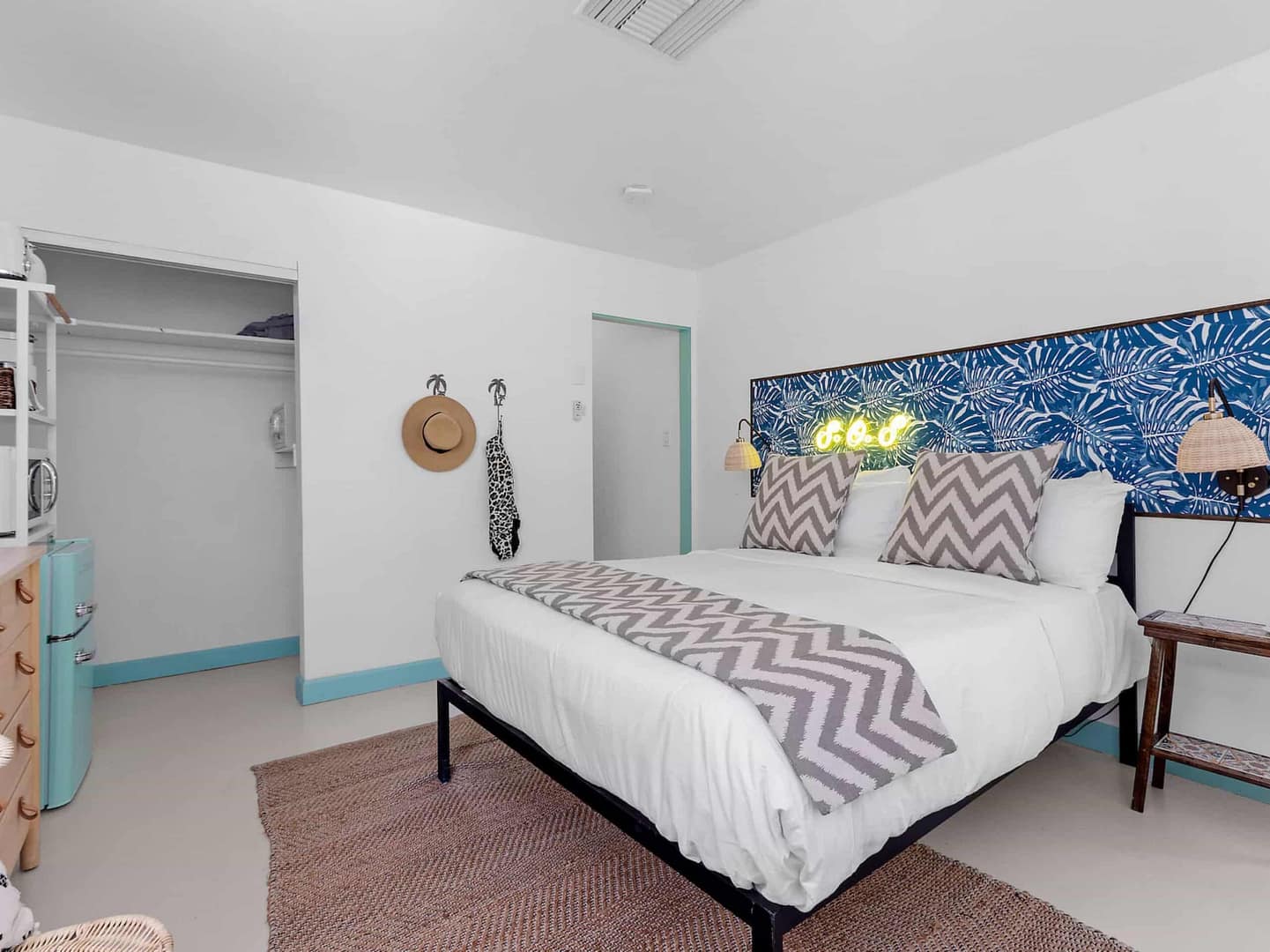 Cozy hotel room in Palm Springs