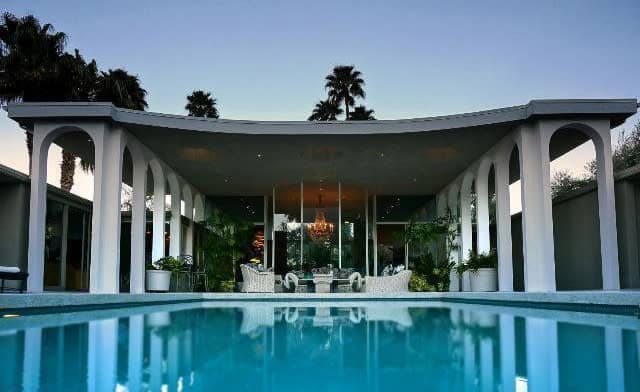 Mid Century Escape – Movie Colony