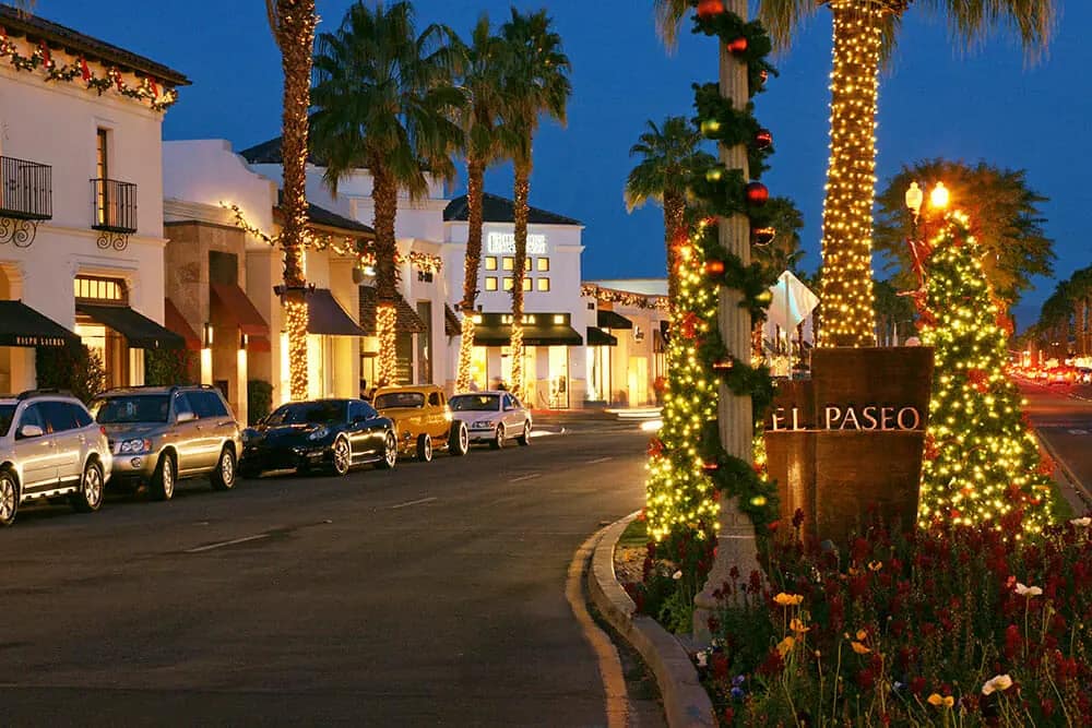 El Paseo Shopping and Fine Dining