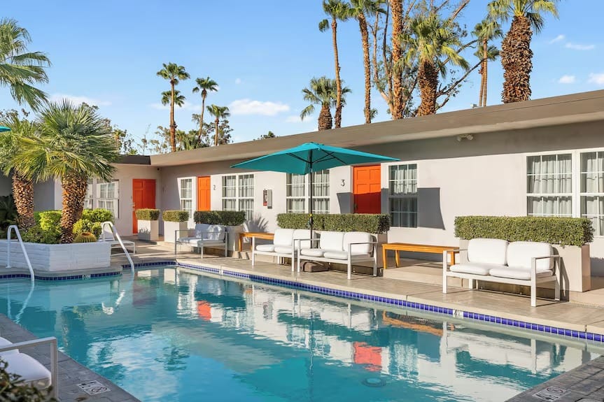 Best Stay Option in Old Las Palmas: The Weekend, Palm Springs