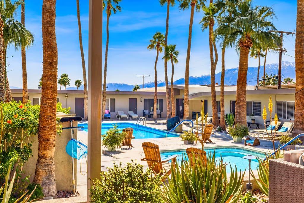Lido Palms Resort and Spa