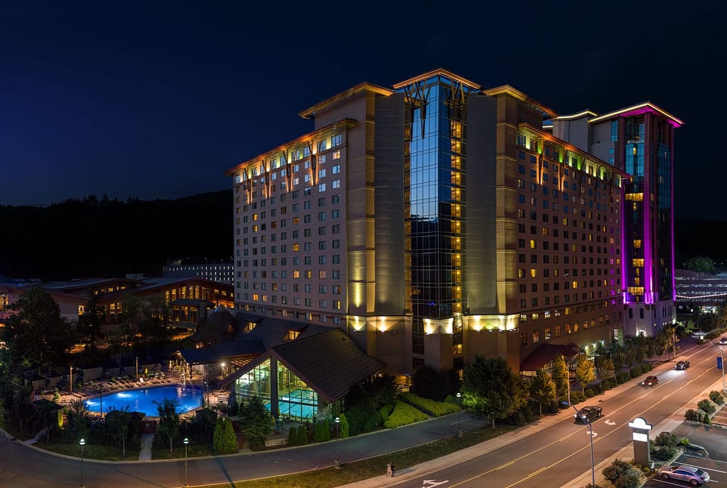 Day Trips From Bryson City NC: 10 Best Epic Drives 2026 3 Best Stay in Cherokee: Harrah's Cherokee Casino Resort