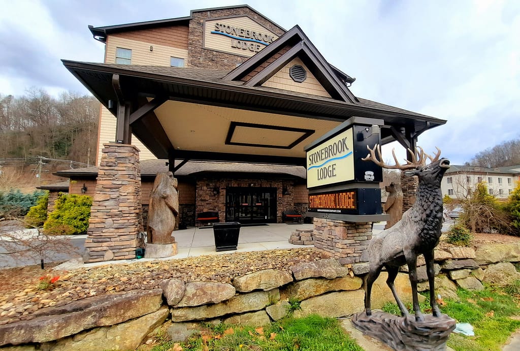 Best Places to Stay Near Deep Creek Trail: 10 Picks 2026 18 Stonebrook Lodge, Bryson City NC (Best Budget Downtown Option with Indoor Pool)
