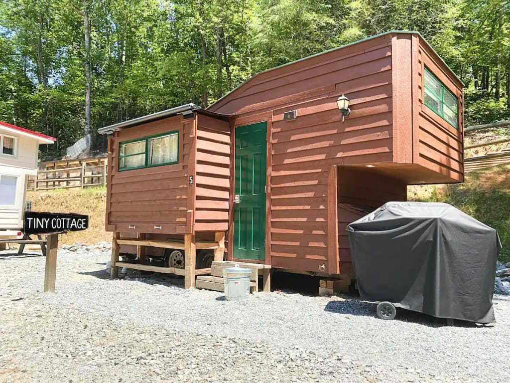 Glamping In North Carolina: The Farmstead Mill Springs