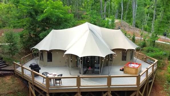 Elk Hollow Resort: Luxury Glamping Yurts in Bryson City, NC