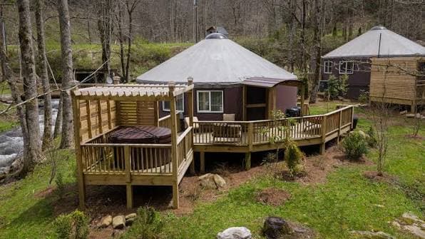 stayNantahala: Luxury Waterfront Yurt Rentals in Topton, NC