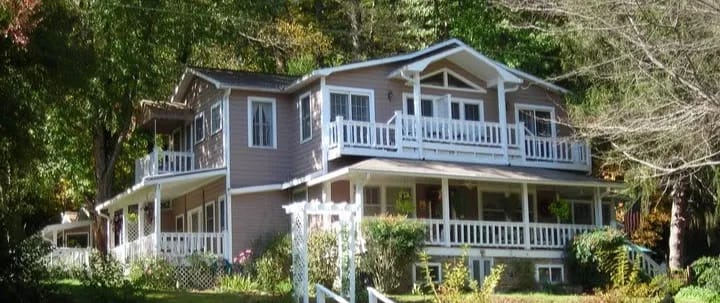 Bryson City White Water Rafting: 7 Epic Outfitters (2026) 7 Folkestone Inn