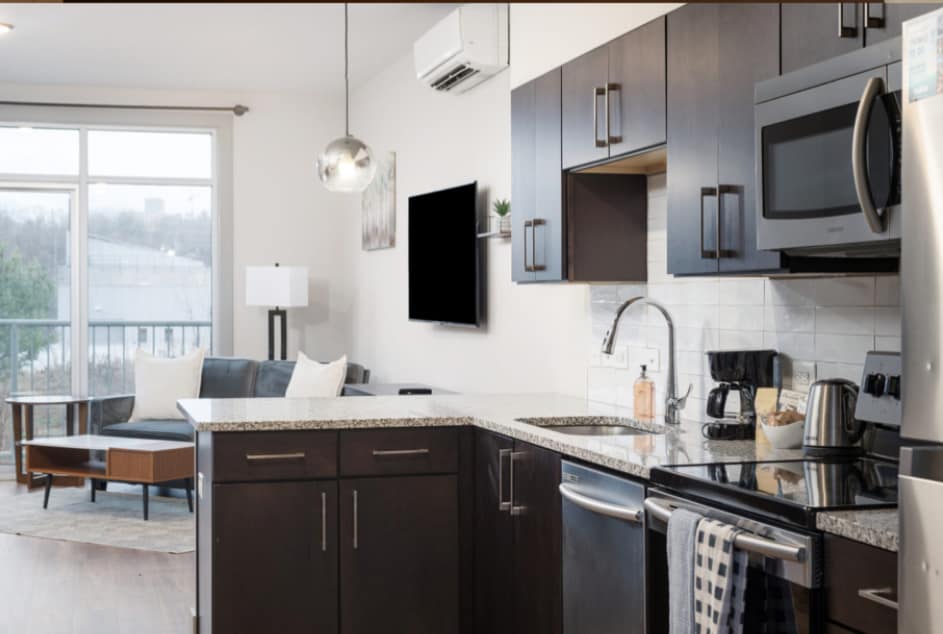 Yurt Stays Near Bryson City NC: 7 Epic Glamping Picks (2026) 5 River Row Suites – Modern Glamping-Style Stays Near Bryson City